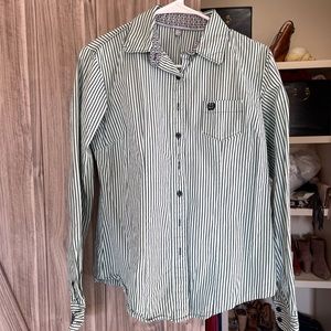 Cinch women’s button down Sz M